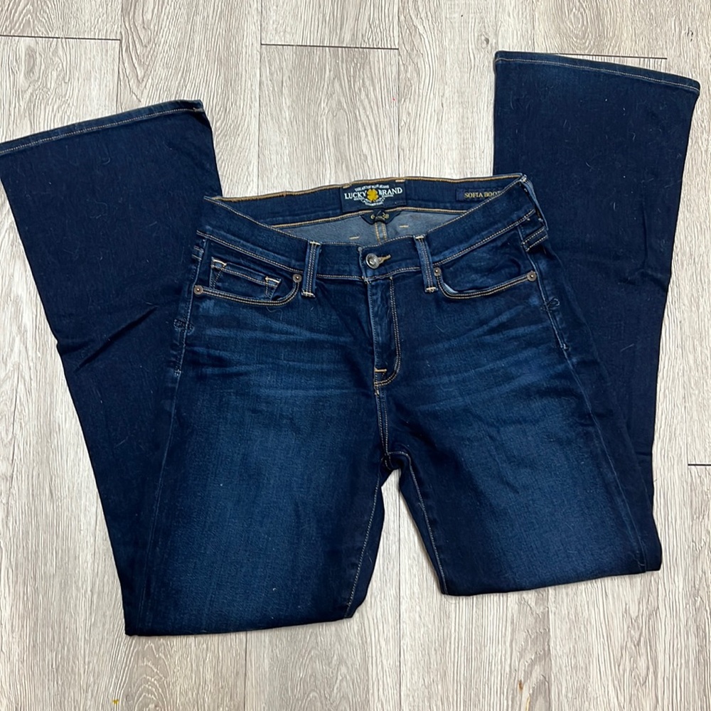 Women’s Lucky Brand Jeans size 28.
